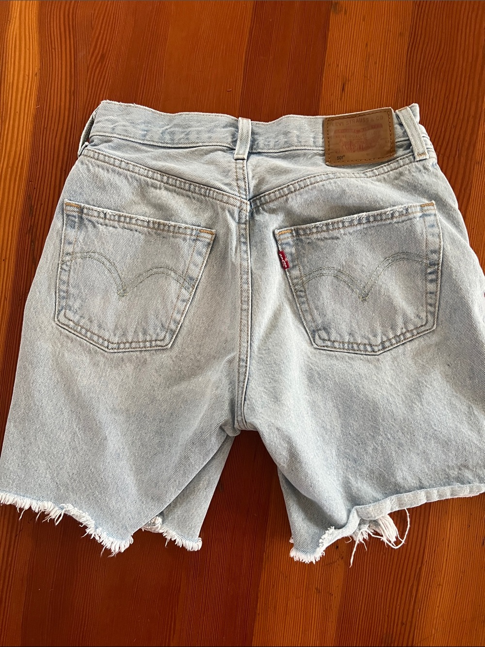 💙 Levi’s 501’s shorts Light Blue Distressed Denim Shorts perfectly broken in